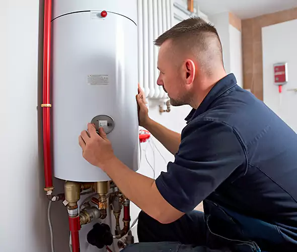 Expert Plumber for Gas Water Heater Replacement in Des Plaines, IL: Schedule Affordable Replacement Services with Us