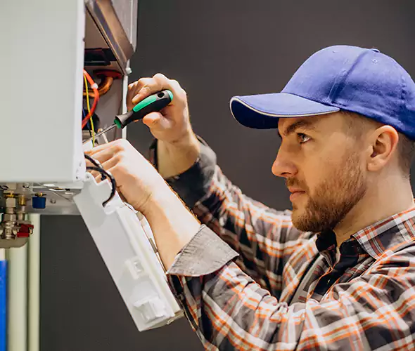 Expert Plumber for Water Heater Maintenance in Des Plaines, IL: Schedule Affordable Services Today